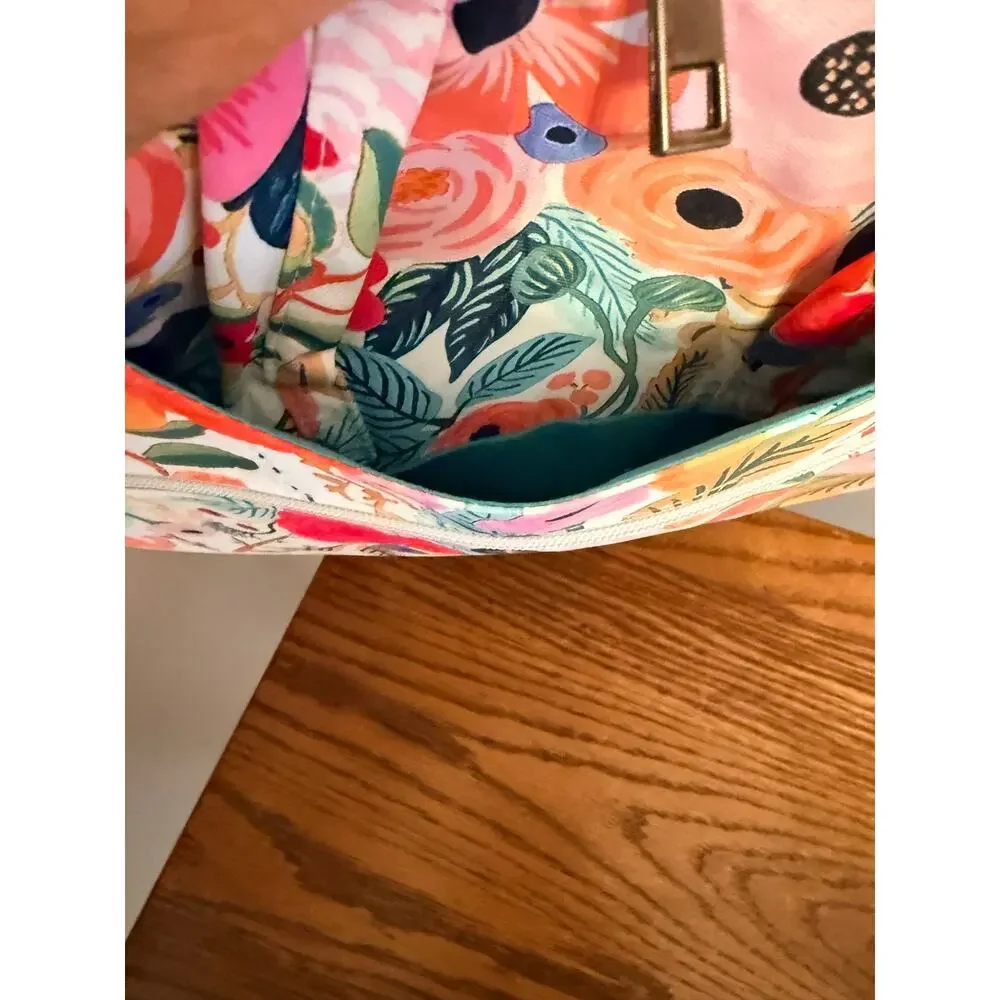 NWOT Canvaslove Floral Pattern Laptop Sleeve Case Cover with Pocket.